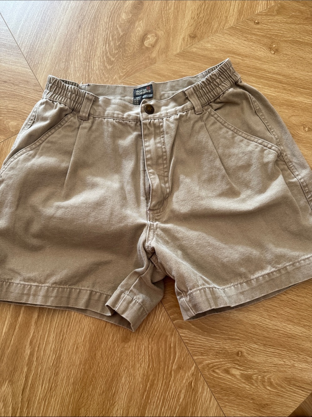 Royal Robbins Men's Khaki Flat-Front Elastic-Waist Shorts